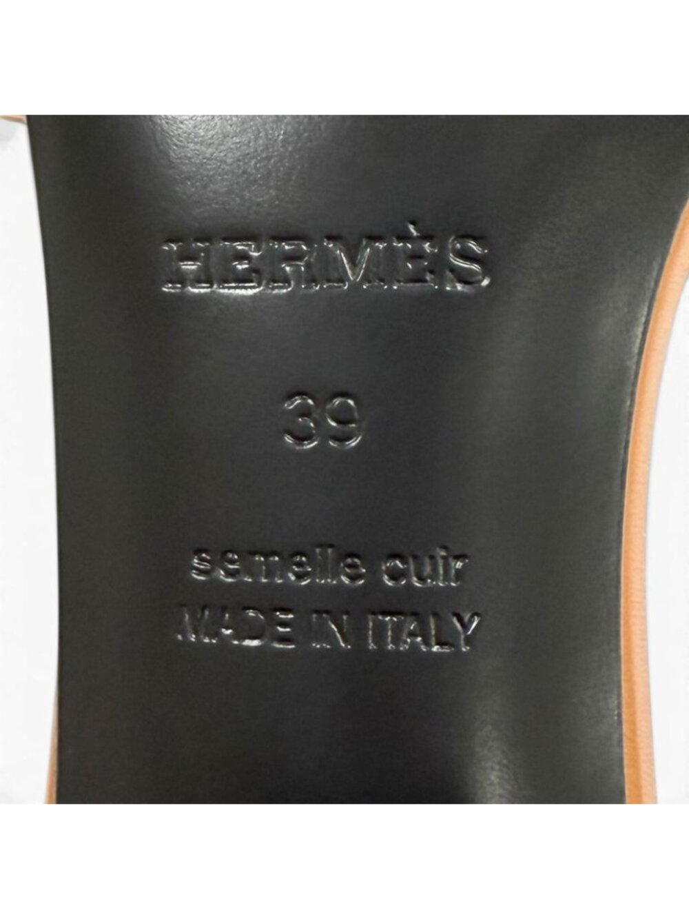 Hermes Gigi Natural Kelly Chunky Heel Leather Sandals Boxes Bag Included 39 - Picture 11 of 12